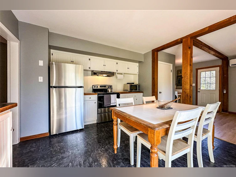181 Joyce Road, Quadra Island, BC, V0P 1N0 - 5