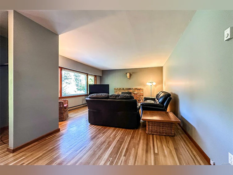 181 Joyce Road, Quadra Island, BC, V0P 1N0 - 9