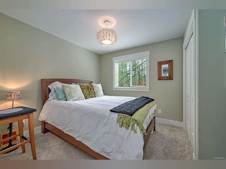 1728 Spirit Way, Qualicum Beach, BC, V9K 2S3 - 16