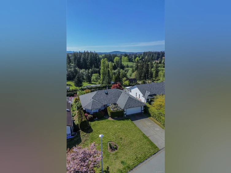 350 Stratford Drive, Campbell River, BC, V9W 8A1 - 2