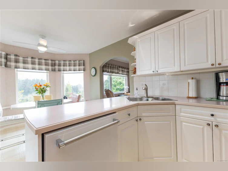 350 Stratford Drive, Campbell River, BC, V9W 8A1 - 8