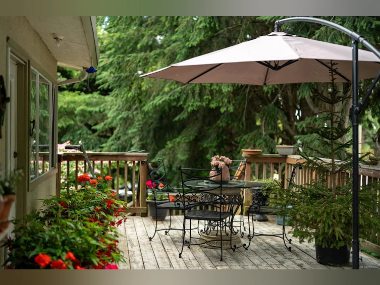 1925 Hovey Road, Central Saanich, BC, V8M 1V8 - 23