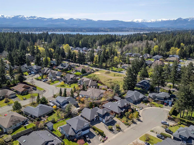 1255 Potter Place, Comox, BC, V9M 4H5 - 19