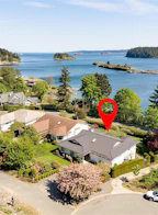 1362 Ivy Lane