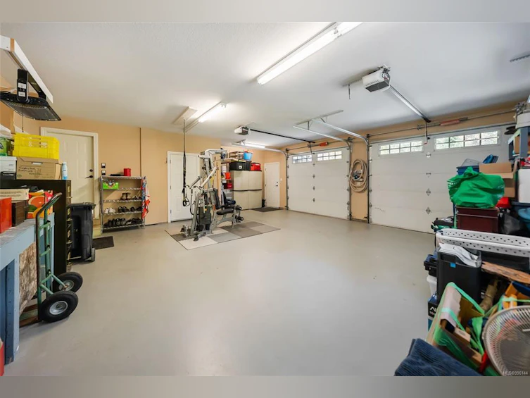 2190 Honey Wulff Close, Nanoose, BC, V9P 9L6 - 35