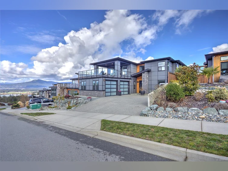 1218 Viewtop Road, Duncan, BC, V9L 0H7