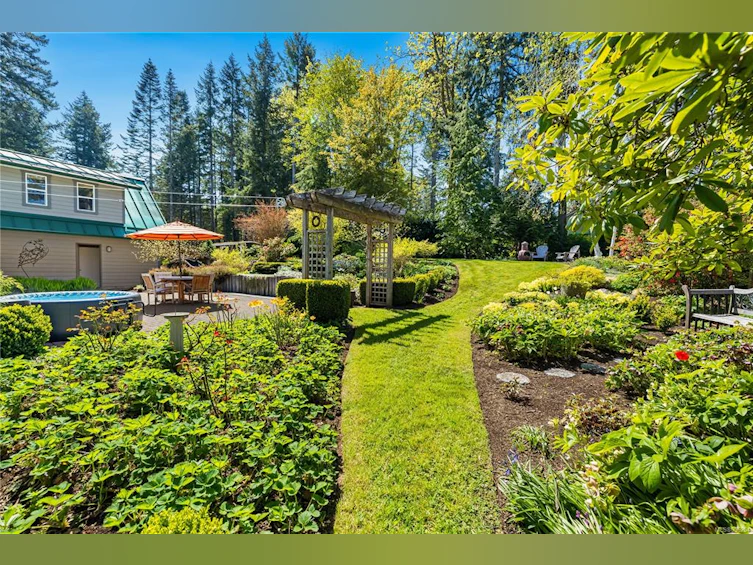 5899 Aldergrove Drive, Courtenay, BC, V9N 1W2 - 13