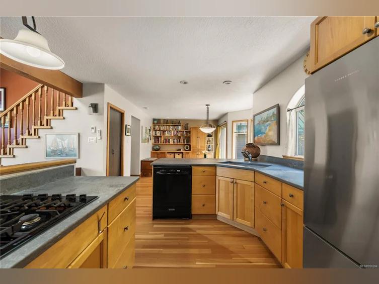 5899 Aldergrove Drive, Courtenay, BC, V9N 1W2 - 21