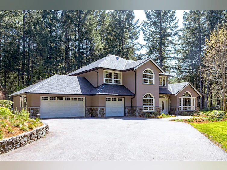 1493 White Pine Terrace, Highlands, BC, V9B 6S8 - 2