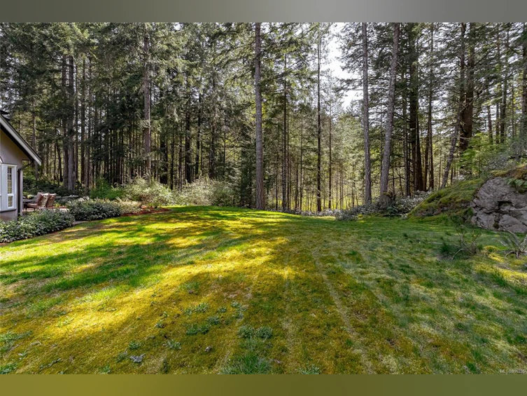 1493 White Pine Terrace, Highlands, BC, V9B 6S8 - 48