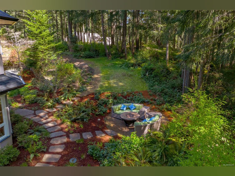 1493 White Pine Terrace, Highlands, BC, V9B 6S8 - 51