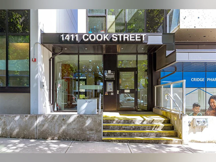216-1411 Cook Street, Victoria, BC, V8V 3P9 - 3