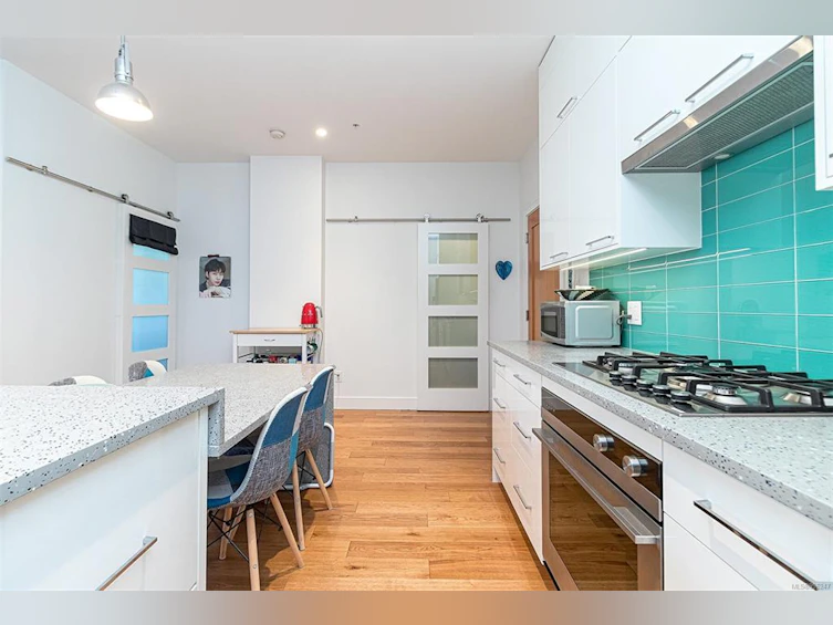 216-1411 Cook Street, Victoria, BC, V8V 3P9 - 19