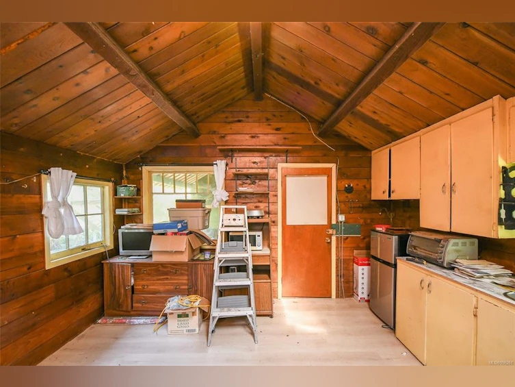 123 Baynes Drive, Fanny Bay, BC, V0R 1W0 - 3