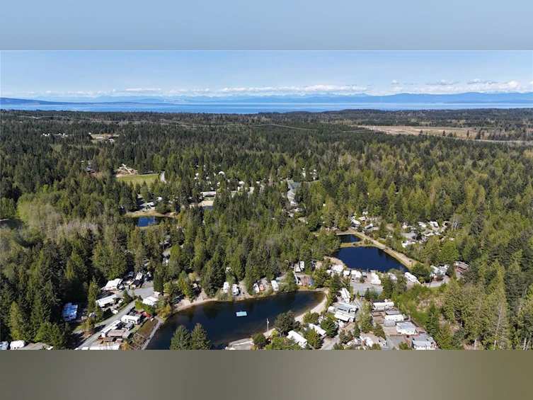 B38-2650 Turnbull Road, Qualicum Beach, BC, V9K 2R2 - 47