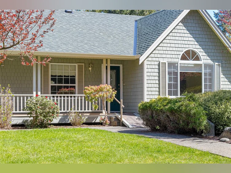 428 W First Avenue, Qualicum Beach, BC, V9K 1J8 - 13