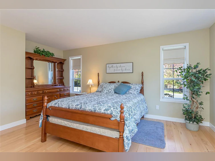 428 W First Avenue, Qualicum Beach, BC, V9K 1J8 - 22