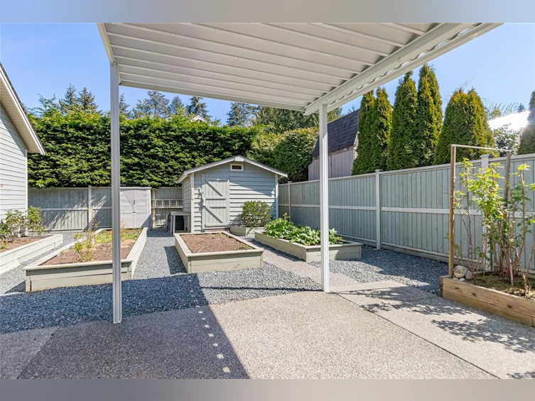 428 W First Avenue, Qualicum Beach, BC, V9K 1J8 - 33