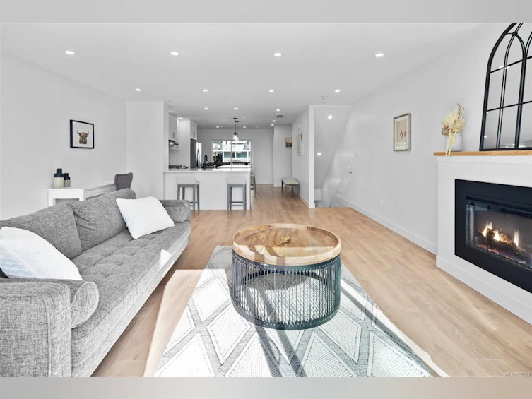 A-2032 Stone Hearth Lane, Sooke, BC, V9Z 1L3 - 6