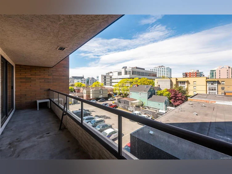 404-1630 Quadra Street, Victoria, BC, V8W 3J5 - 14