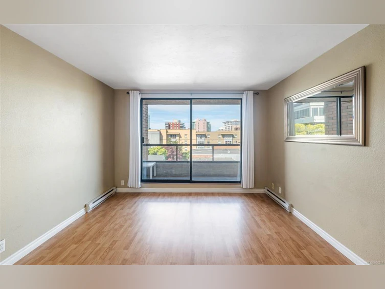 404-1630 Quadra Street, Victoria, BC, V8W 3J5 - 5