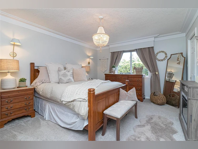1136 Lucille Drive, Central Saanich, BC, V8M 1H6 - 13