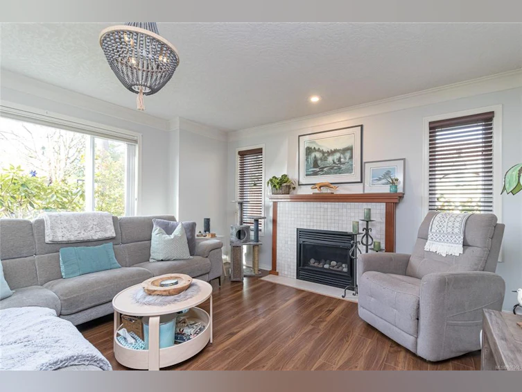 1136 Lucille Drive, Central Saanich, BC, V8M 1H6 - 21