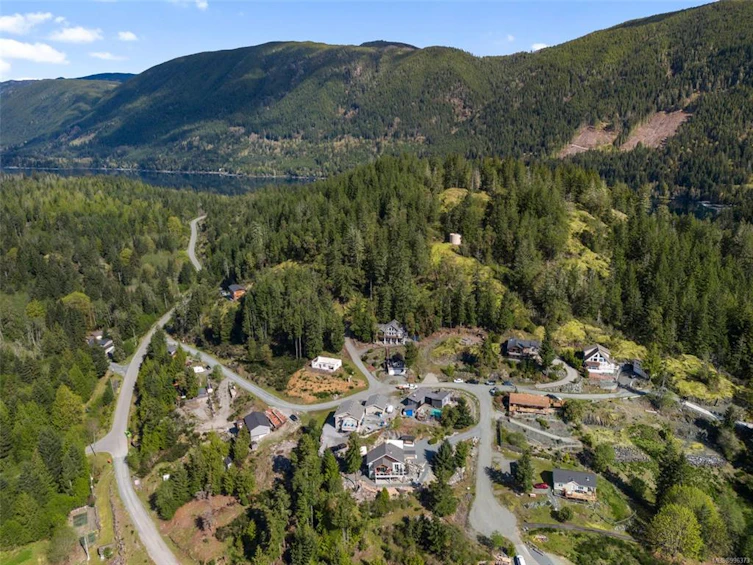 7454 Teal Court, Lake Cowichan, BC, V0R 2G1 - 36