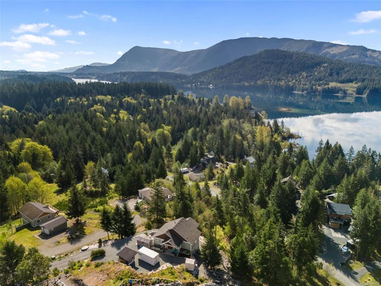 7454 Teal Court, Lake Cowichan, BC, V0R 2G1 - 5