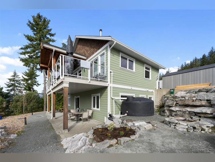 7454 Teal Court, Lake Cowichan, BC, V0R 2G1 - 2