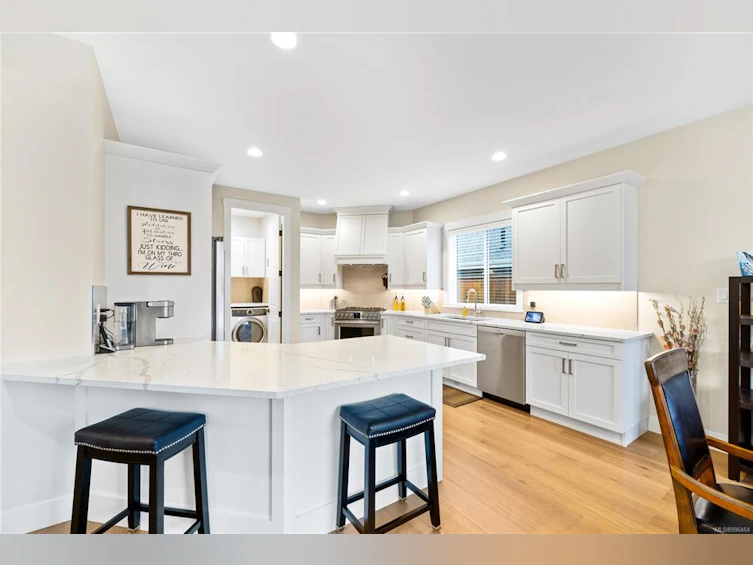 1004 Brookfield Crescent, French Creek, BC, V9P 0E3 - 25