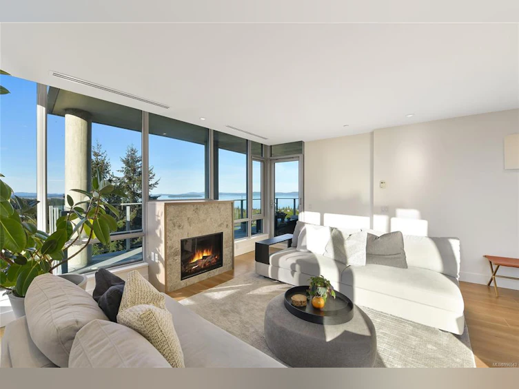501-5388 Hill Rise Terrace, Saanich, BC, V8Y 3K3 - 5