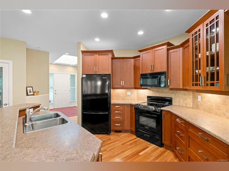 1470 Dolly Varden Way, Qualicum Beach, BC, V9K 2S4 - 7
