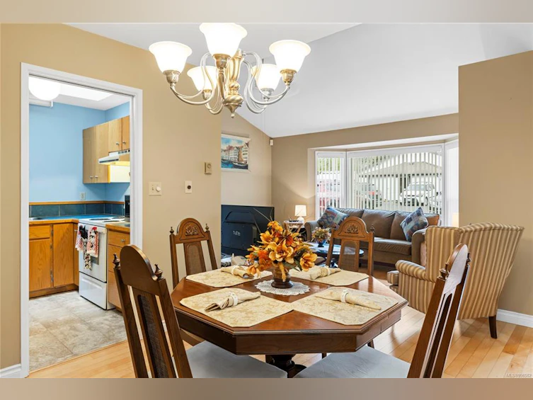 3-120 N Finholm Street, Parksville, BC, V9P 1J6 - 3