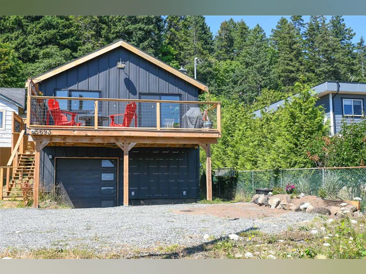 5693 S Island Highway, Union Bay, BC, V0R 3B0 - 52