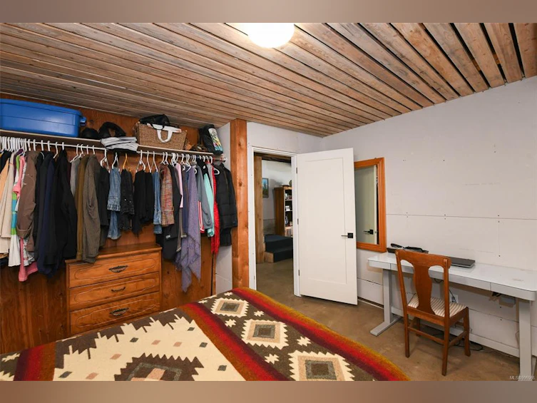 5693 S Island Highway, Union Bay, BC, V0R 3B0 - 30