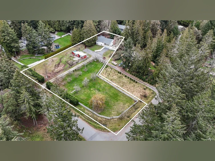 11255 Nitinat Road, North Saanich, BC, V8L 5R8 - 5