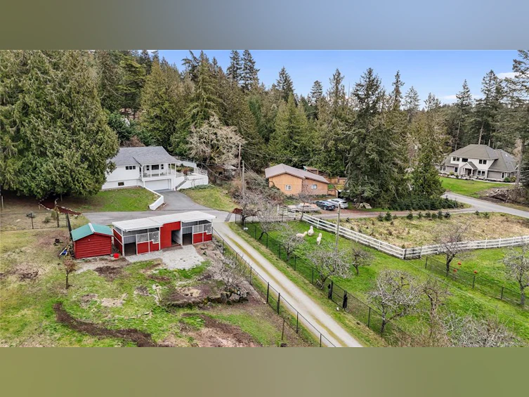11255 Nitinat Road, North Saanich, BC, V8L 5R8 - 6