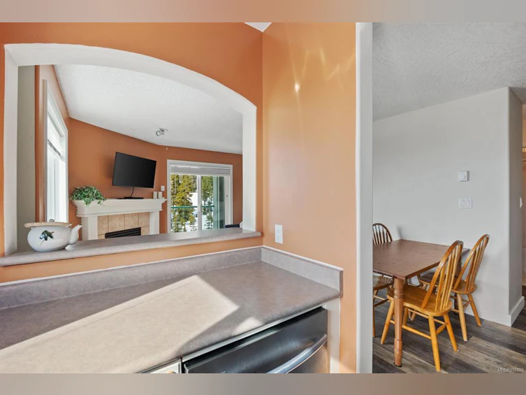 402-1340 Henry Road, Courtenay, BC, V9J 1L0 - 5