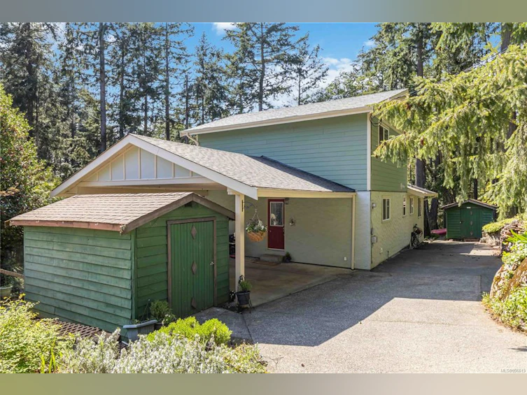 929 Gade Road, Langford, BC, V9B 4Z6 - 2