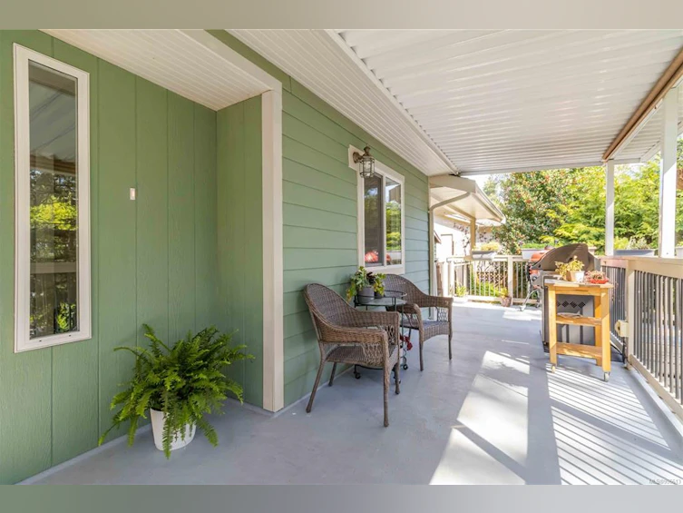 929 Gade Road, Langford, BC, V9B 4Z6 - 5