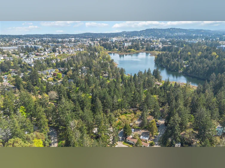 929 Gade Road, Langford, BC, V9B 4Z6 - 53
