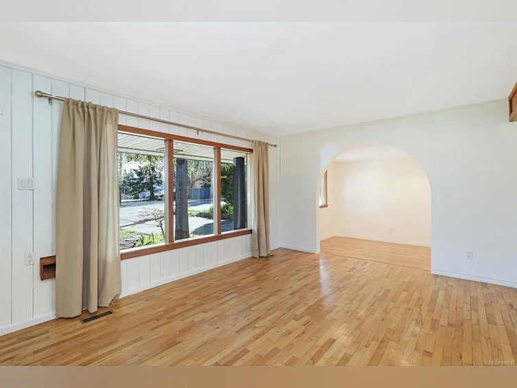 2094 Cooke Avenue, Comox, BC, V9M 1Y6 - 3