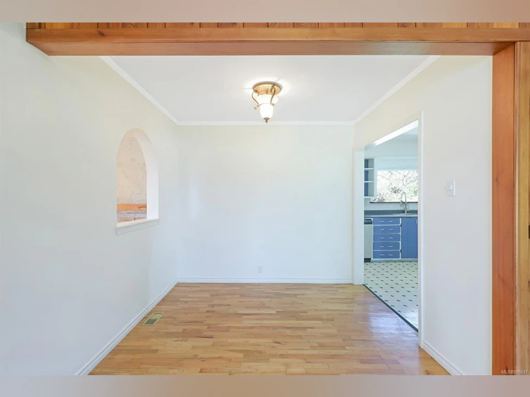 2094 Cooke Avenue, Comox, BC, V9M 1Y6 - 7
