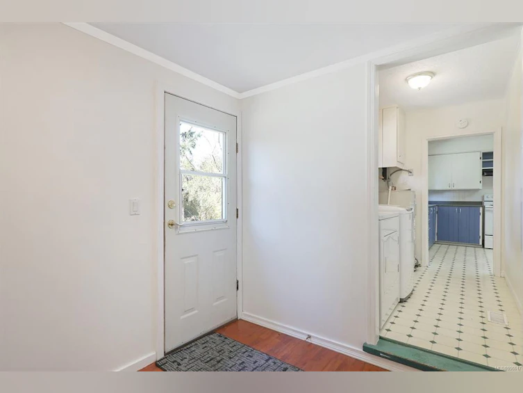 2094 Cooke Avenue, Comox, BC, V9M 1Y6 - 34