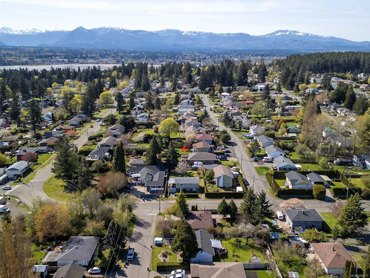 2094 Cooke Avenue, Comox, BC, V9M 1Y6 - 37