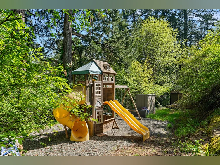 782 Walfred Road, Langford, BC, V9C 2N9 - 37