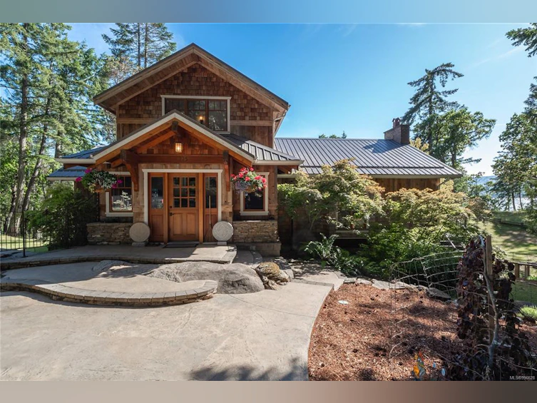 225 Sea Meadow Drive, Gabriola Island, BC, V0R 1X2 - 7