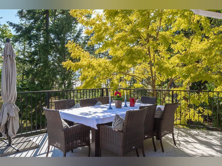 225 Sea Meadow Drive, Gabriola Island, BC, V0R 1X2 - 21