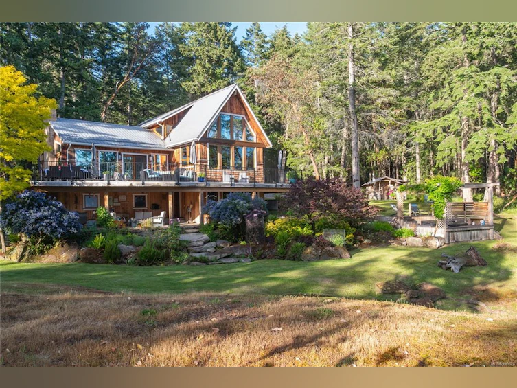 225 Sea Meadow Drive, Gabriola Island, BC, V0R 1X2 - 35